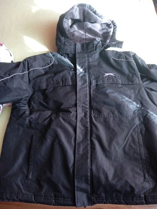 Топло зимно мъжко яке с качулка shlezinger