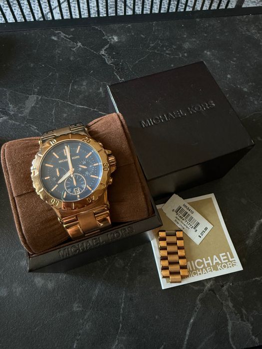 Часовник Michael Kors