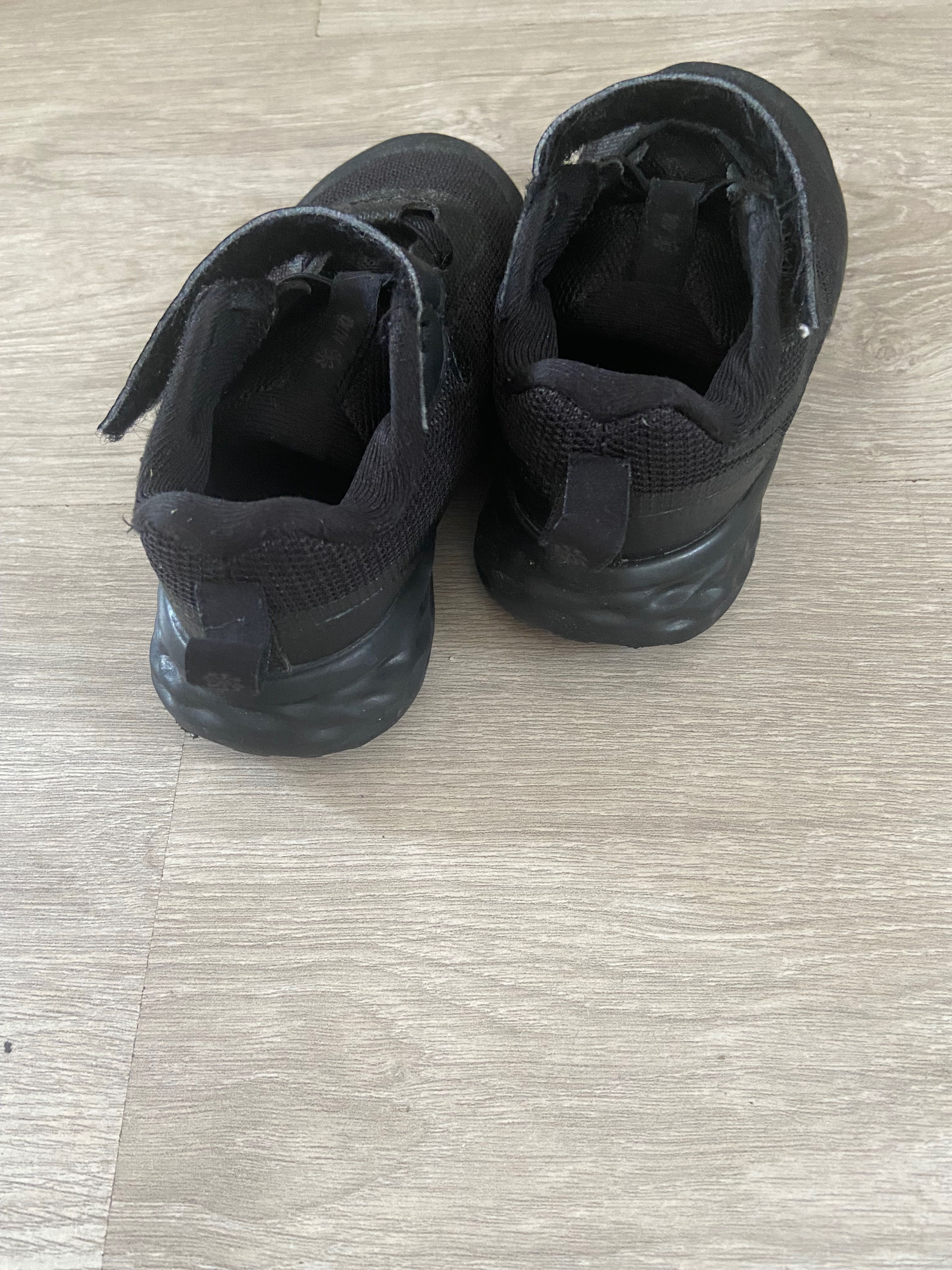 Nike pantofi sport usori cu velcro 25 EU-14 cm