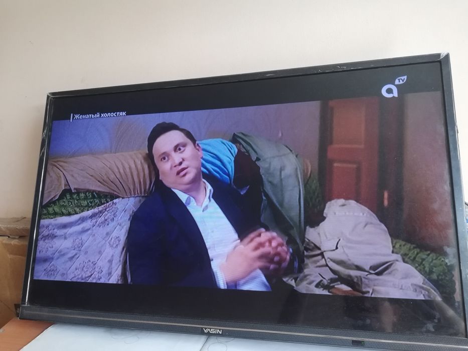 телевизор "Samsung "" /82см sm