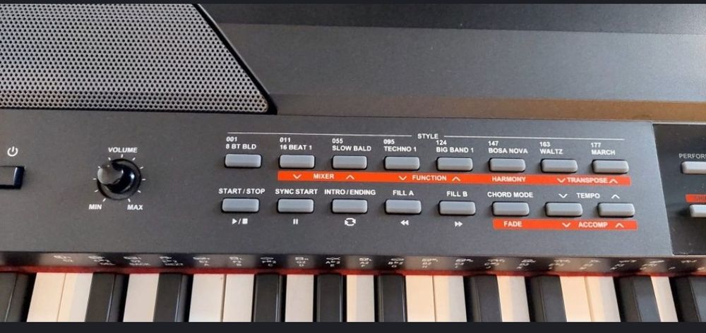 Pianina orga thomann