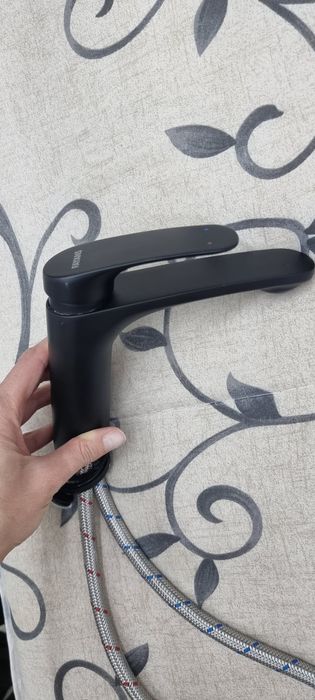 Смесител за умивалник FAYANS черен мат