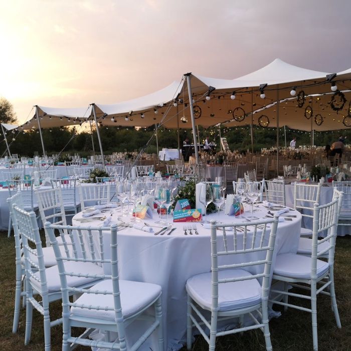 Inchiriere scaune nunta petreceri Chiavari pentru evenimente