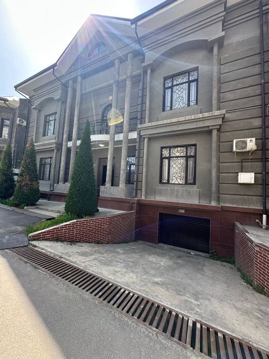 Продается большой дом Таксопарк/High Town mall юнусабадский район