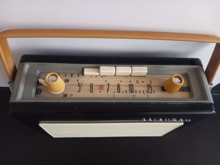 Radio vechi de colectie