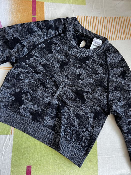 Set 3 crop top uri sala Gymshark camo marimea S