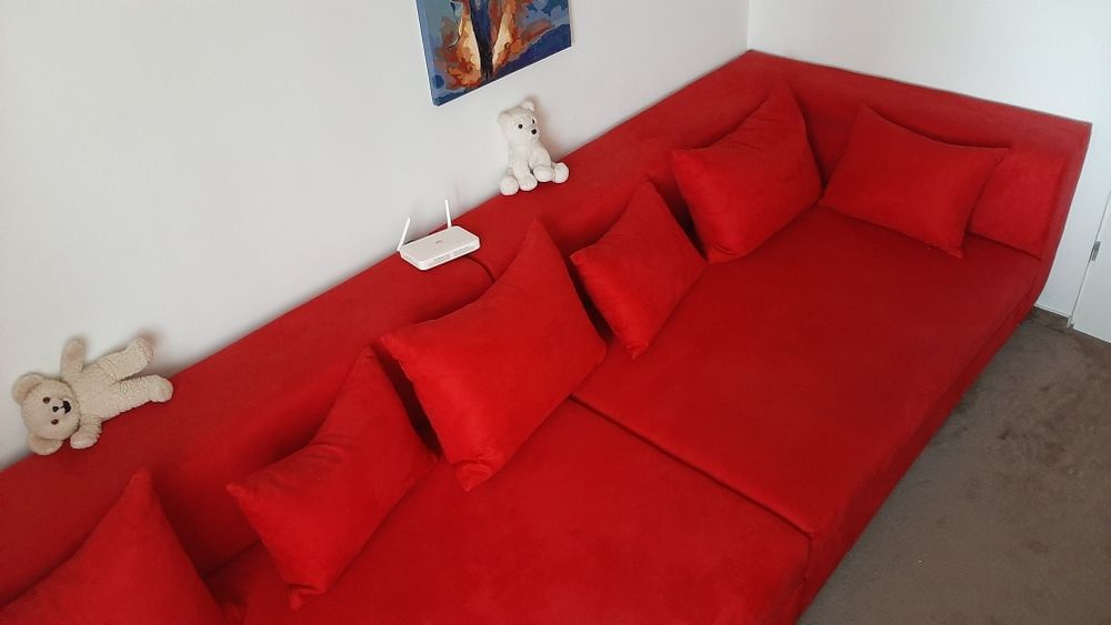 Canapea fixă + covor