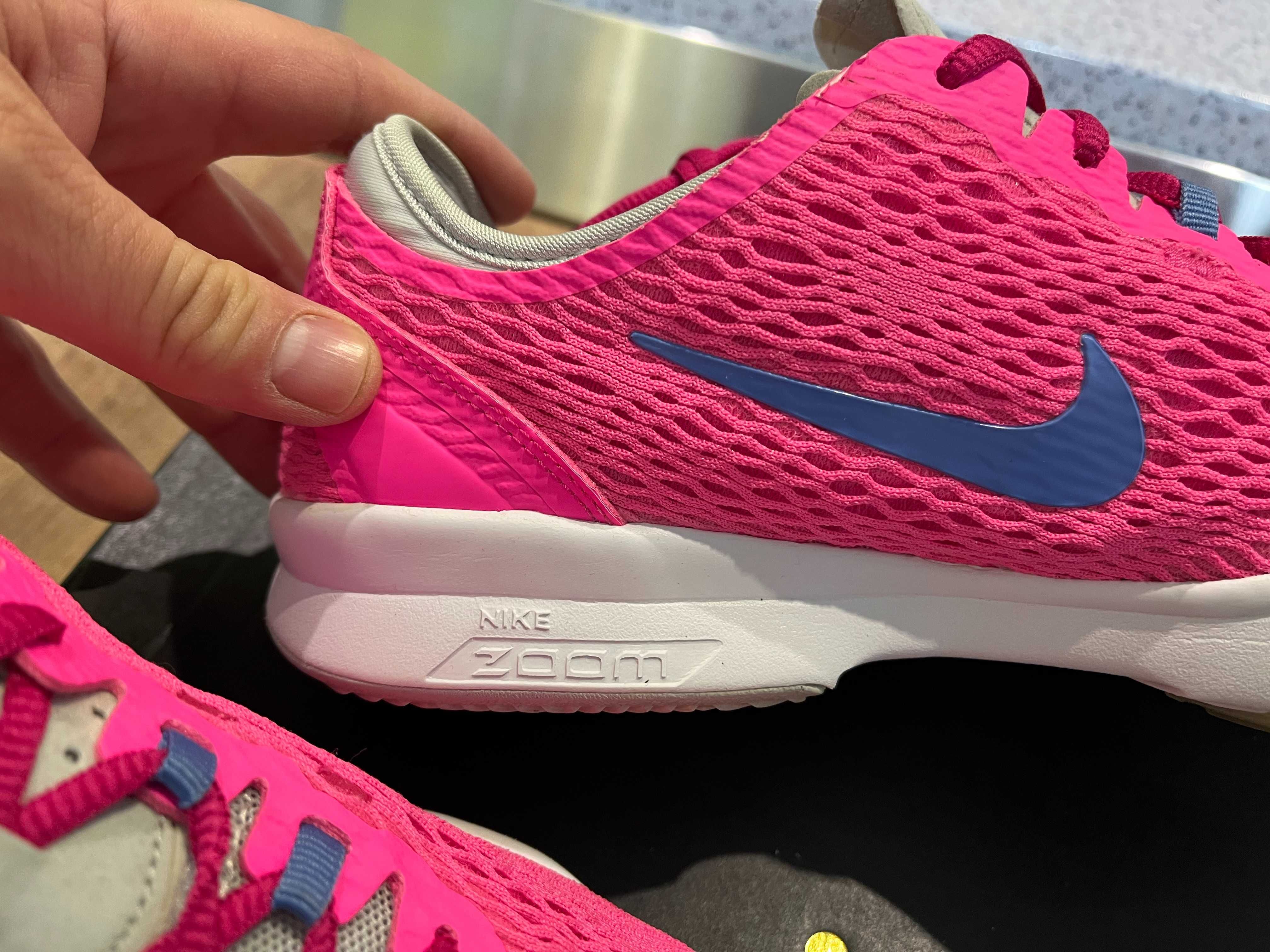 ОРИГИНАЛНИ *** Nike Zoom Fit / pink blue
