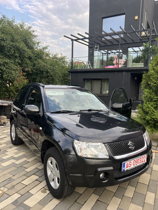 Suzuki grand vitara 2 usi