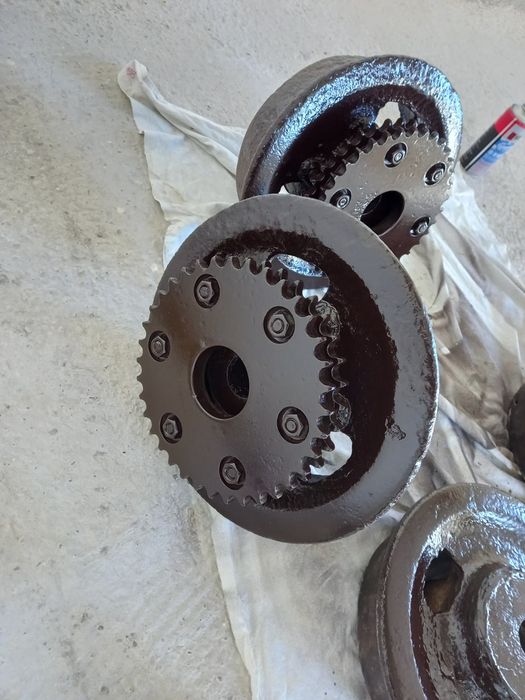 Бетонукладчик 1 кублик сотилади