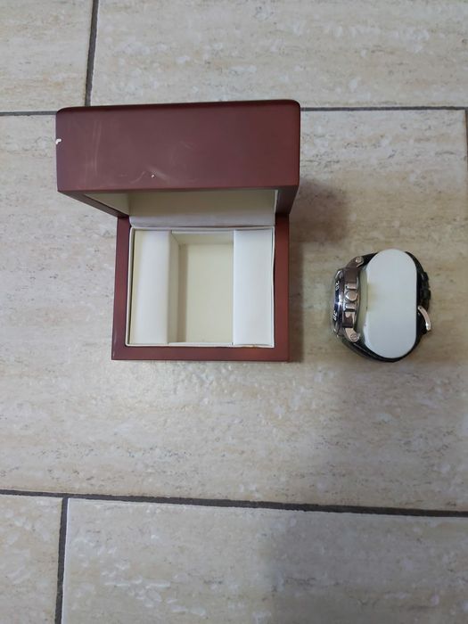 Ceas barbatesc RAZAR