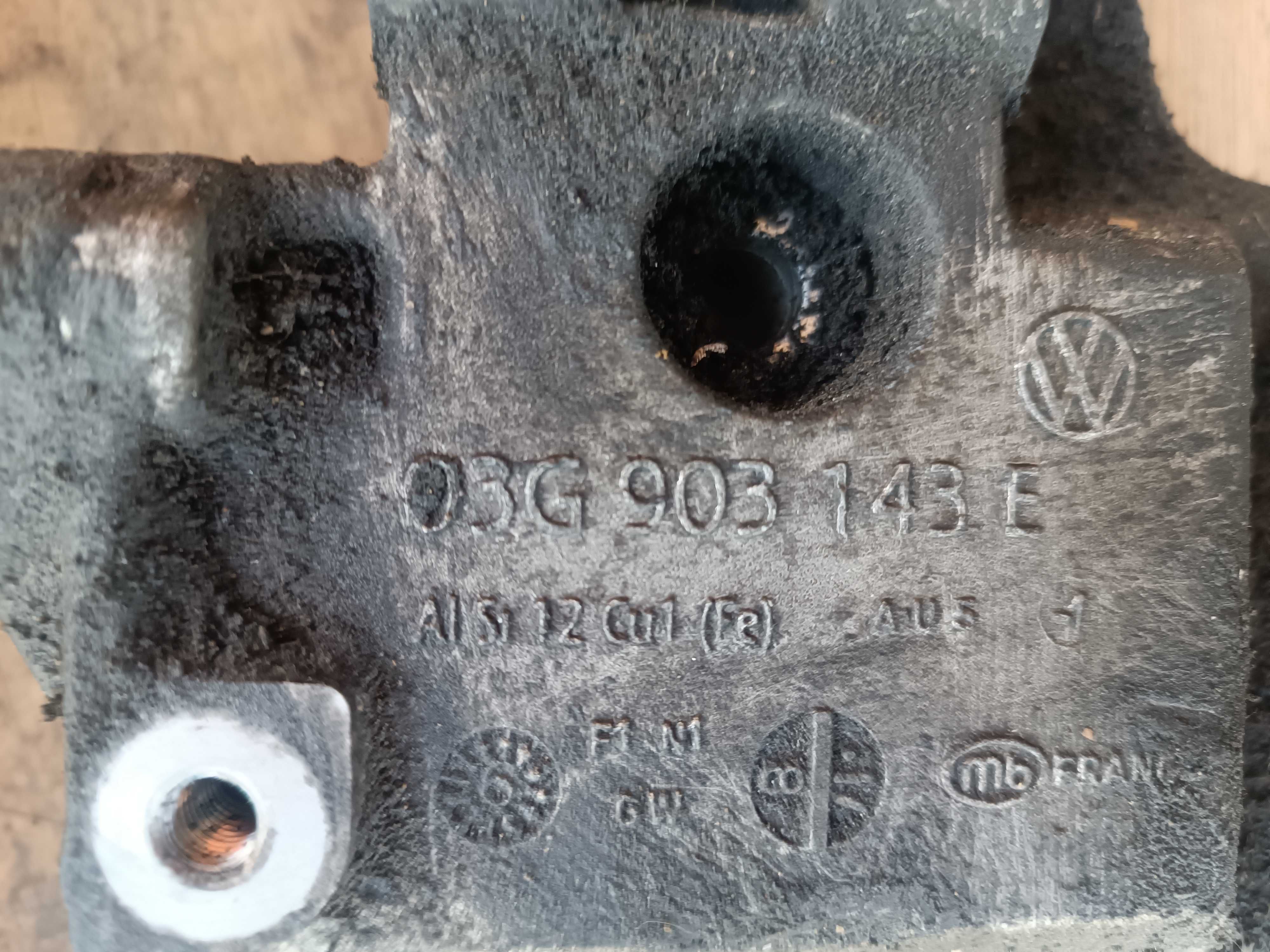Конзола стойка динамо и компресор Митсубиши Аутлендър  03G903143J
