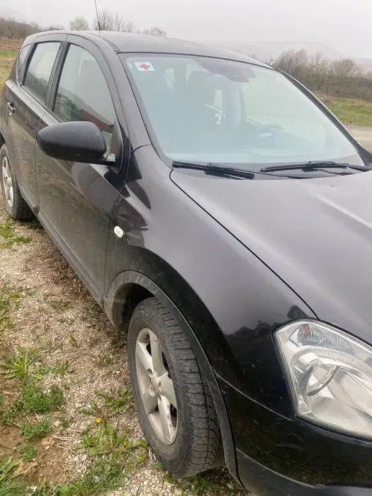Vând  Nissan Qashqai