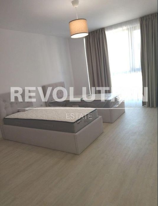 Дава се под наем Четиристаен апартамент в к.к. Св.Св. Константин и Елена - 120 кв.м за 1600 € - Снимка #3