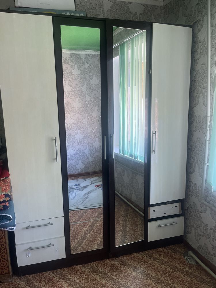 Продается шифонер  в хорошем состояние