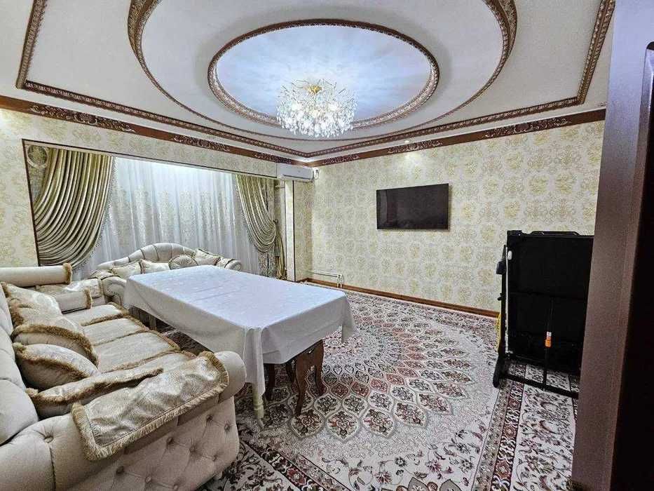 Аренда 3-комнатной на Космонавтов