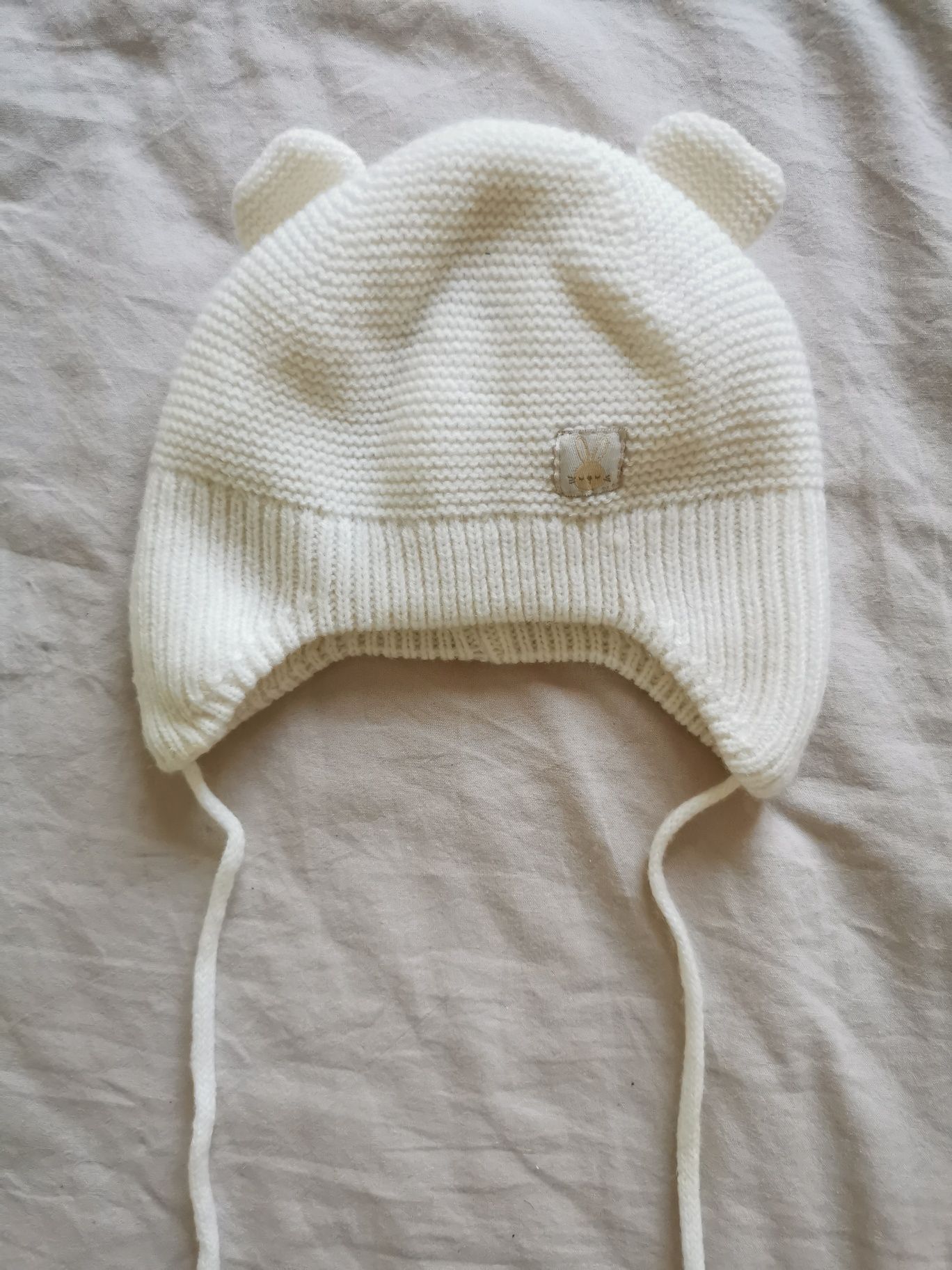Зимняя шапочка на малыша