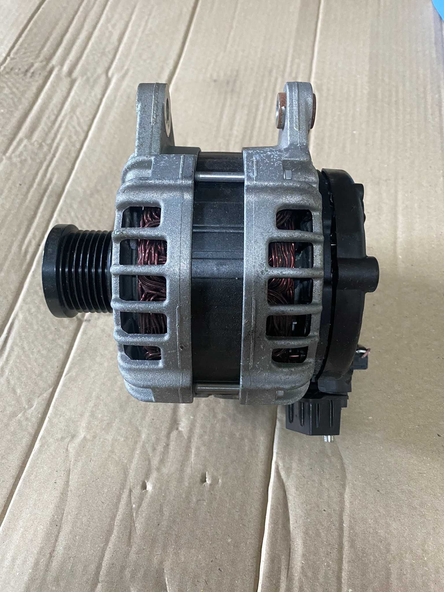 Alternator gama Dacia Renault 1.0 tce 231007769r original