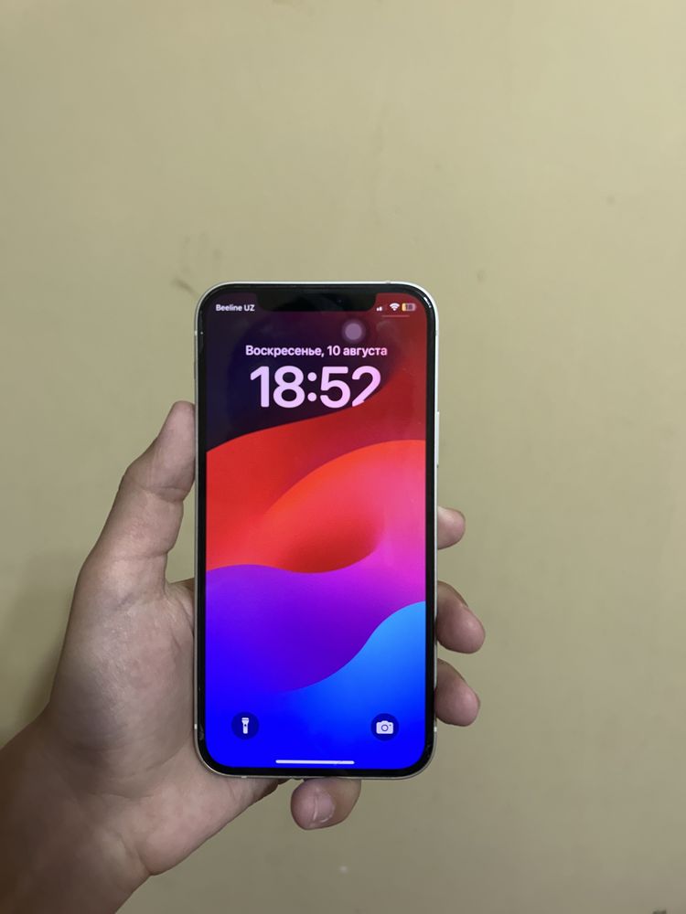 Iphone12 ideal holatda
