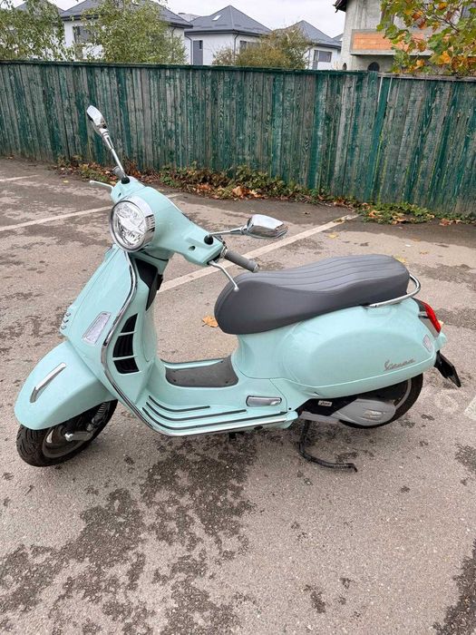 Vespa 125 cc – eleganță italiană în stare impecabilă