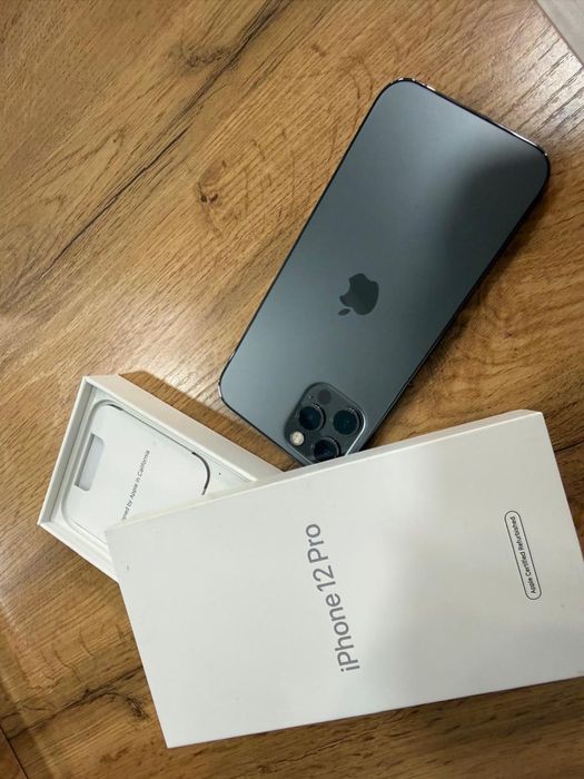 Айфон   12        про