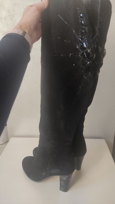 Продам ботфорты зимние