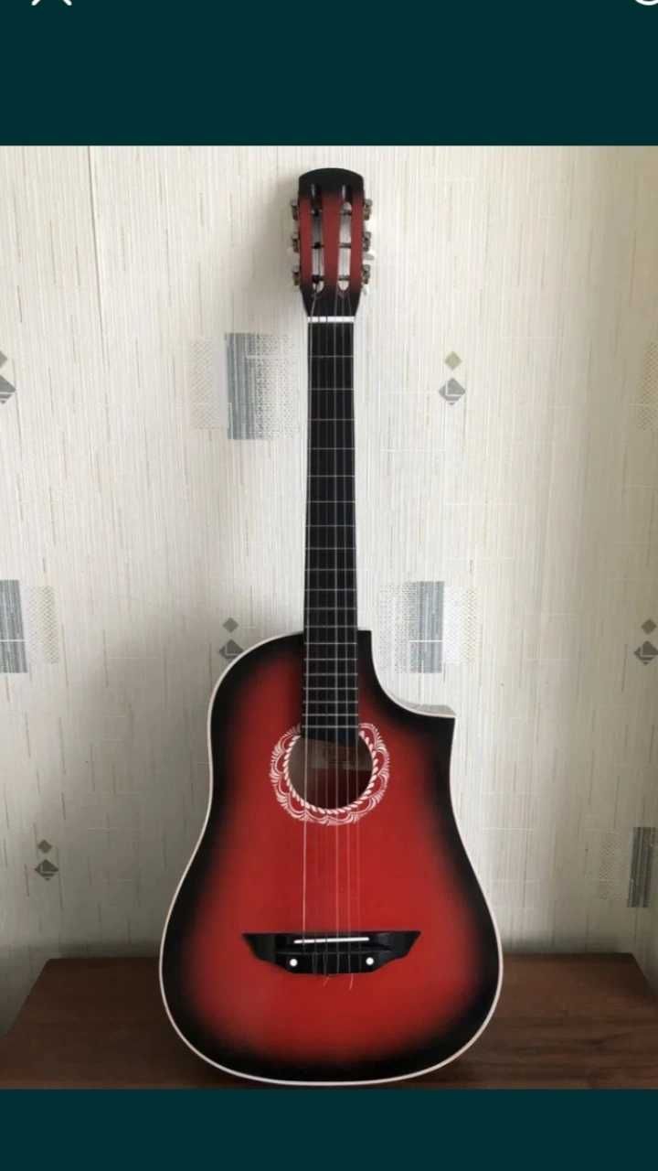 Качественная гитара ( Россия )