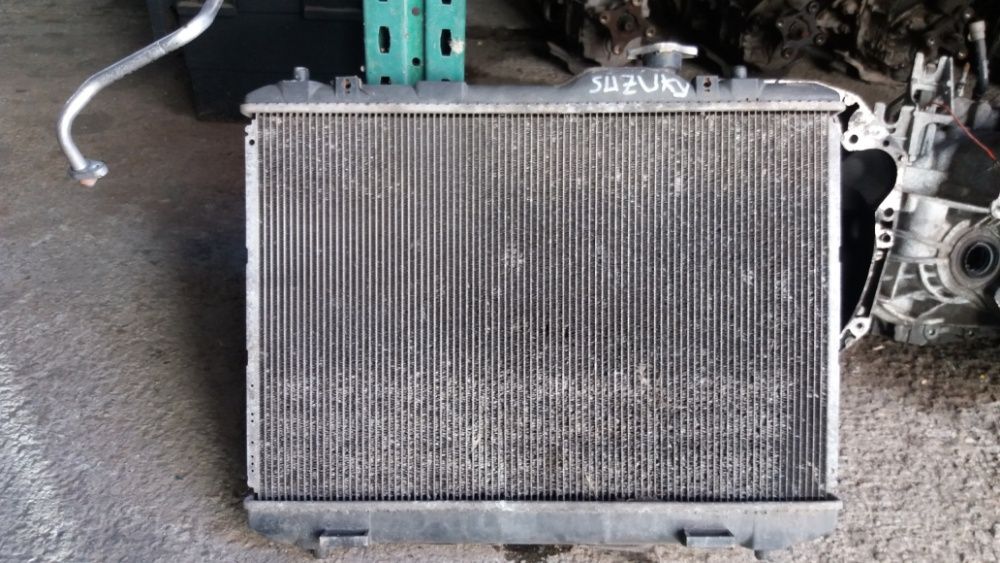 Radiator apa Suzuki Swift răcire motor 1,0-1,3