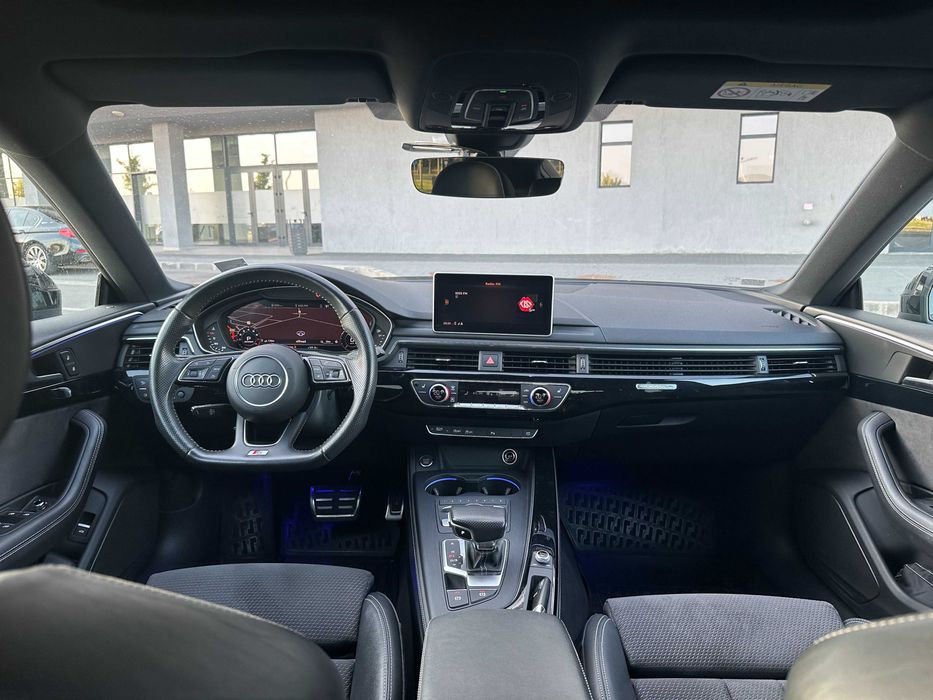 Audi A5 Quattro 3x Sline 252hp MHEV *Black Edition* Pano/Virtual/20