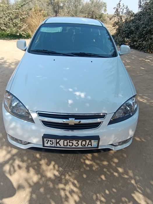 Chevrolet Jentra