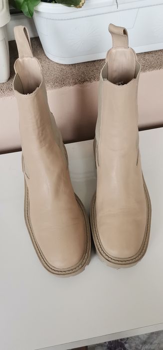 Дамски ботуши Zara 38н.Естествена кожа