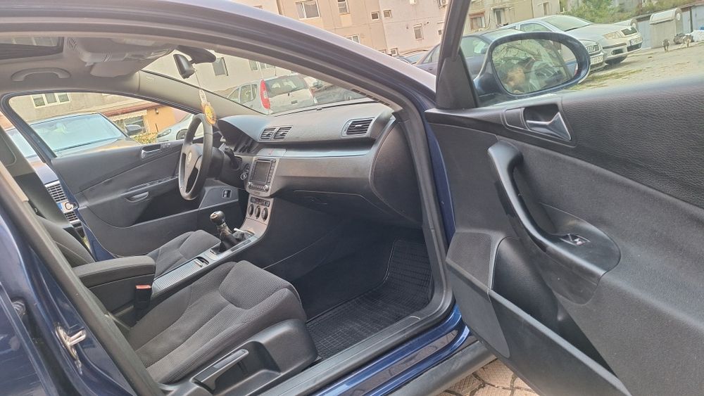Vw Passat model higline full
Euro4 an fab 2007
Ofer fiscal pe loc acte