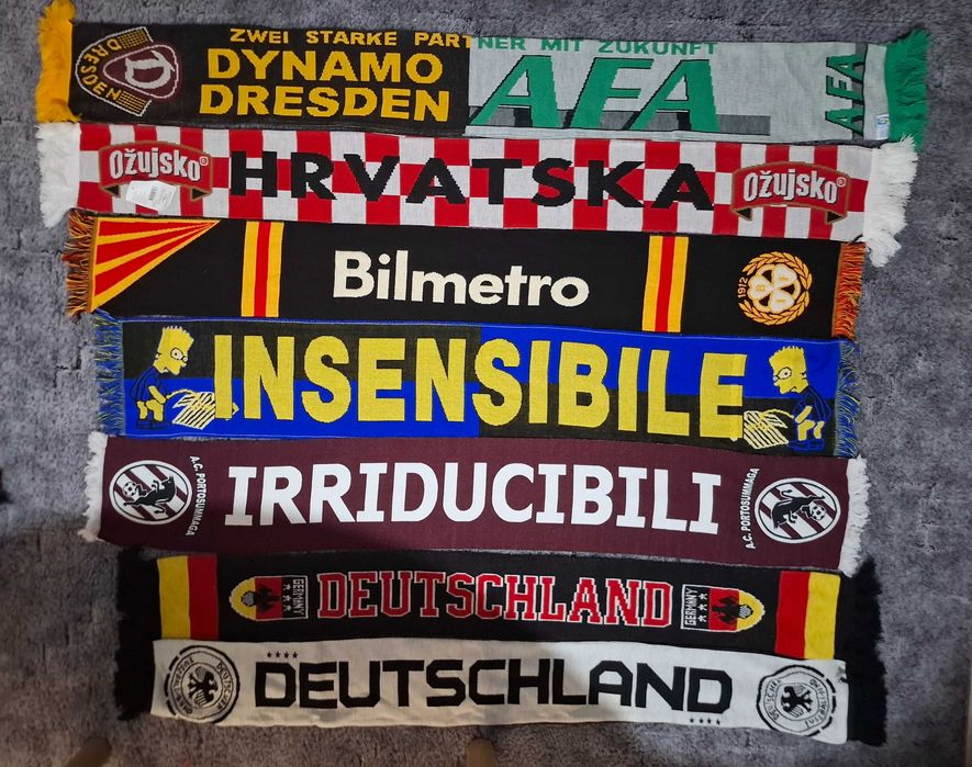 Футболни шалове на отбори