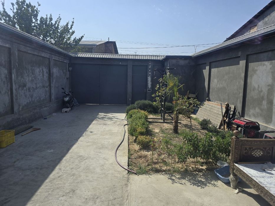 Ховли сотилади Назарбе текстильнида