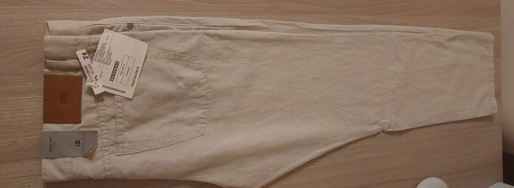 Vand pantaloni barbati Montego și Christian Berg