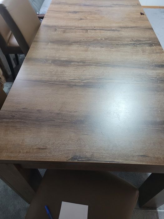 Masa extensibila pentru bucătărie sau sufragerie,pentru 8 persoane!