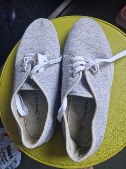 Tenesi panza Anglia,