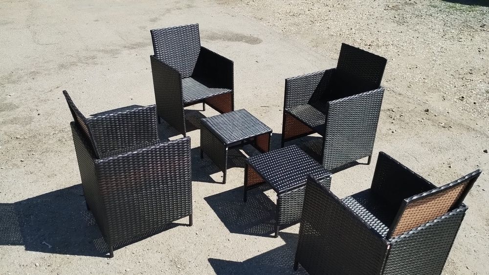 Set de fotolii cu tabureti de ratan preț 700 lei