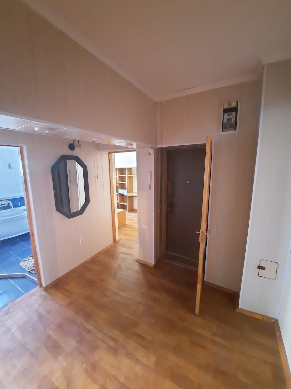 3х комн. Абая 157 кирпич+гараж