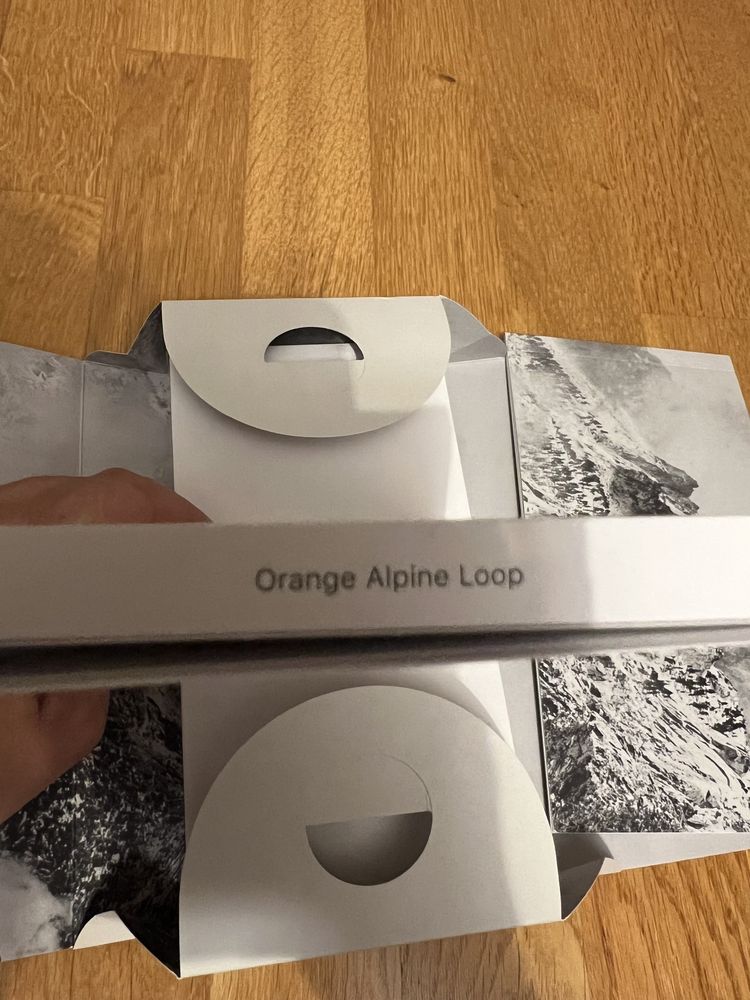 Bratara Apple Watch orange alpine loop