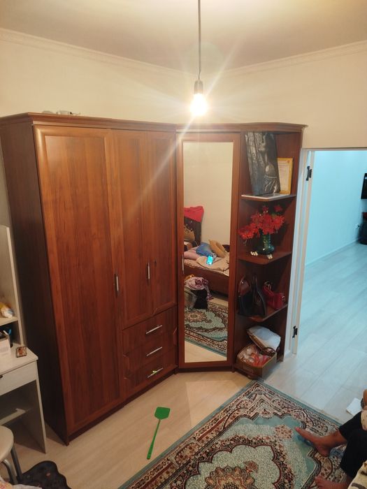 Шкаф,шифонер  угловой