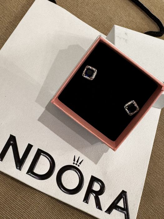 Пандора обеци Pandora