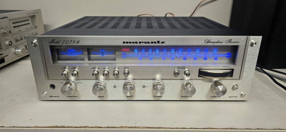 Amplituner Marantz 2238 B,vintage