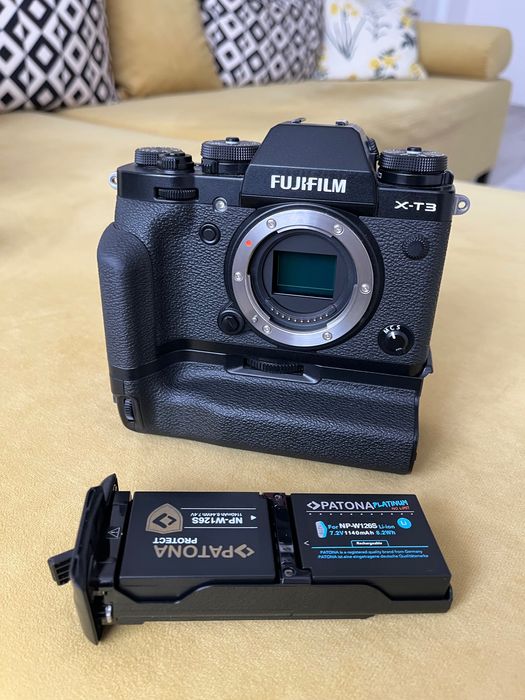 Fujifilm XT3 cu grip