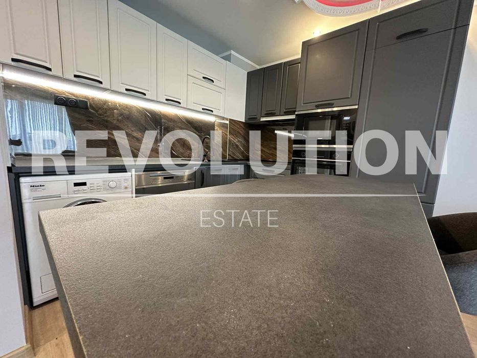 Дава се под наем Двустаен апартамент в Пловдив, Христо Смирненски - 80 кв.м за 700 € - Снимка #4