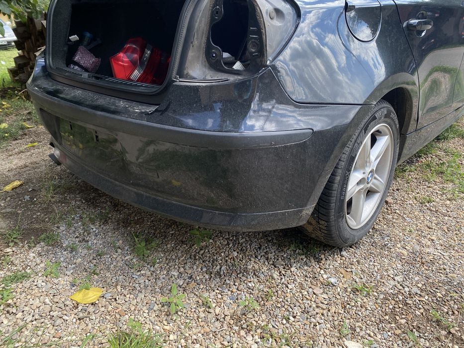 Bară spate BMW Seria 1 E87 (Black Saphire Metalic)