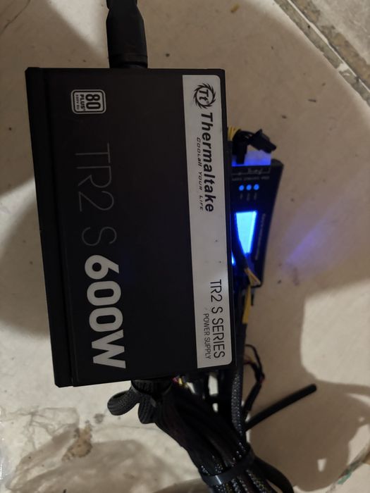 Sursa pc Thermaltake 600w