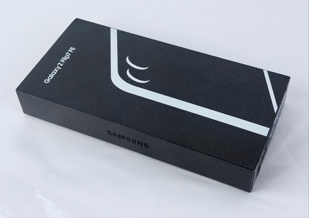 НОВ! Samsung Galaxy Z Flip 7 FE 5G 128GB Black 2г. Гаранция!