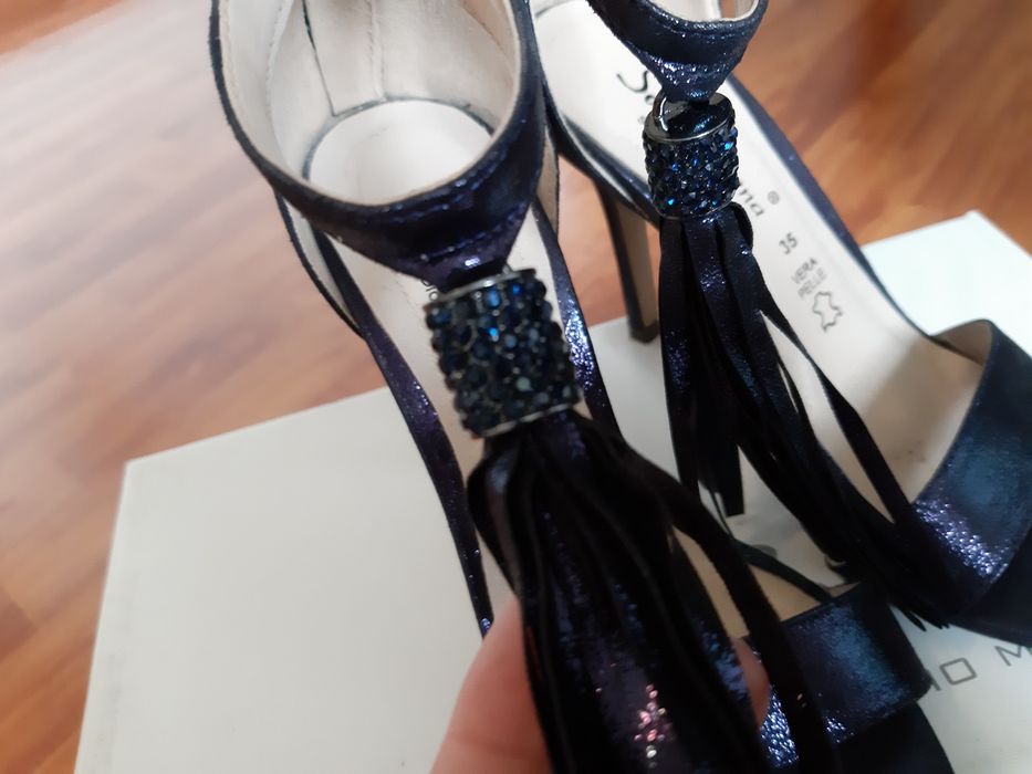 Set sandale piele marimea 35-36 si poseta Benvenuti