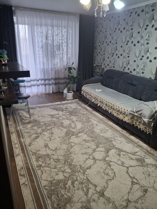 Продам 2 ух комнатную квартиру